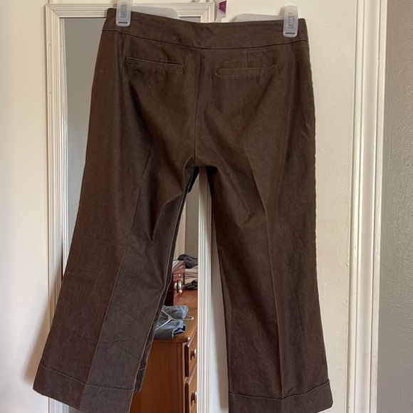 NY&Co brown capris size 4 - Picture 2 of 4